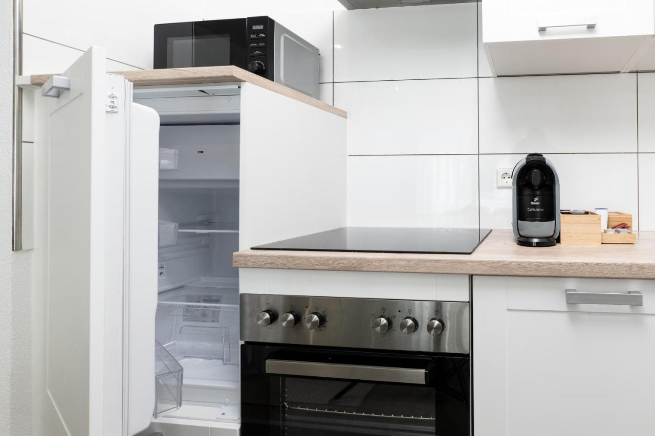 Apart4Me Scandi Apartment Geislingen Zentral Mit Parkplatz Гайслинген-ан-дер-Штайге Экстерьер фото