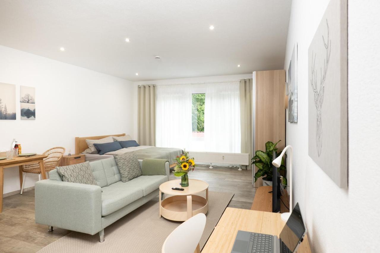 Apart4Me Scandi Apartment Geislingen Zentral Mit Parkplatz Гайслинген-ан-дер-Штайге Экстерьер фото