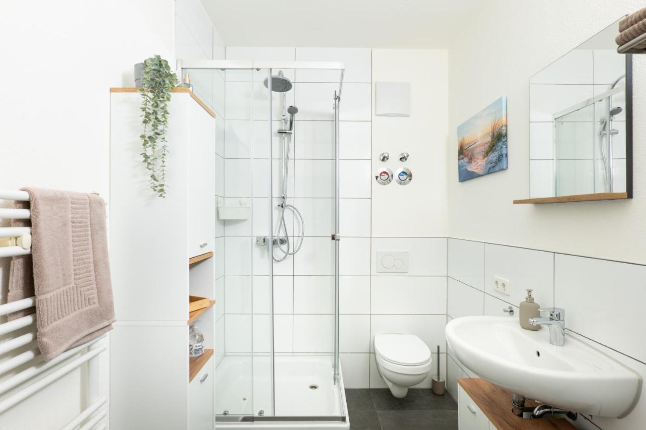 Apart4Me Scandi Apartment Geislingen Zentral Mit Parkplatz Гайслинген-ан-дер-Штайге Экстерьер фото