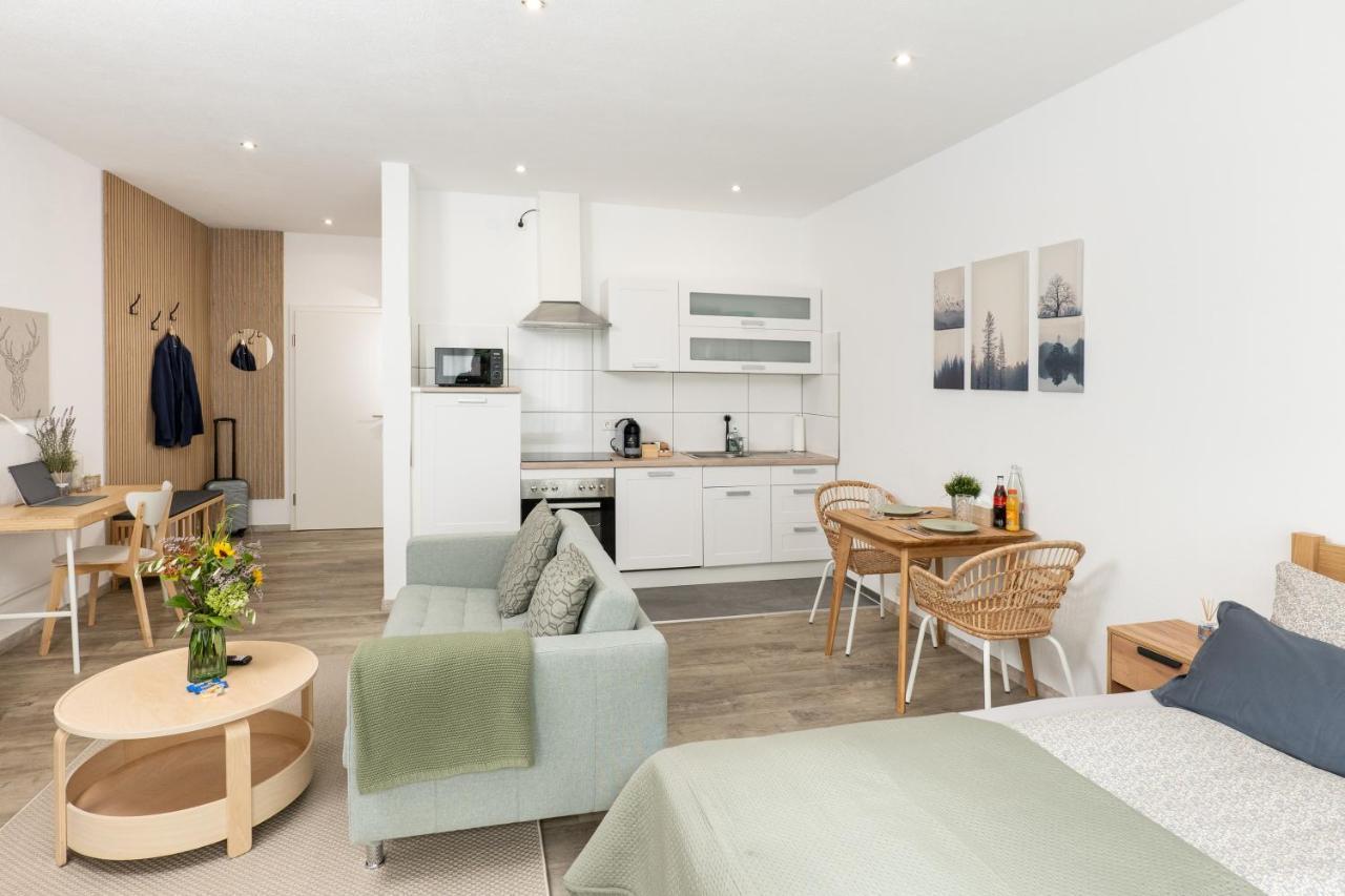Apart4Me Scandi Apartment Geislingen Zentral Mit Parkplatz Гайслинген-ан-дер-Штайге Экстерьер фото